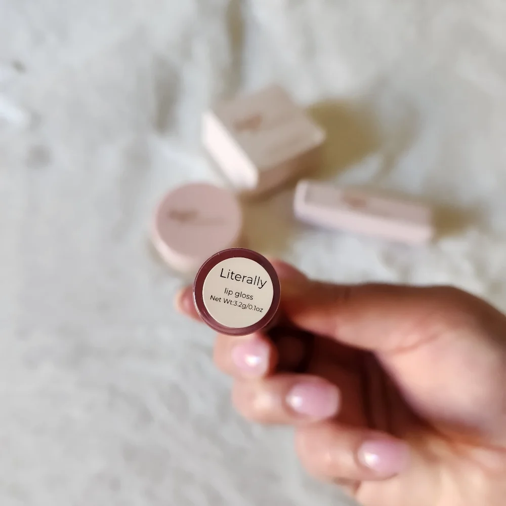 🆕️basic beauty- Makeup Bundle - Picture 6 of 9